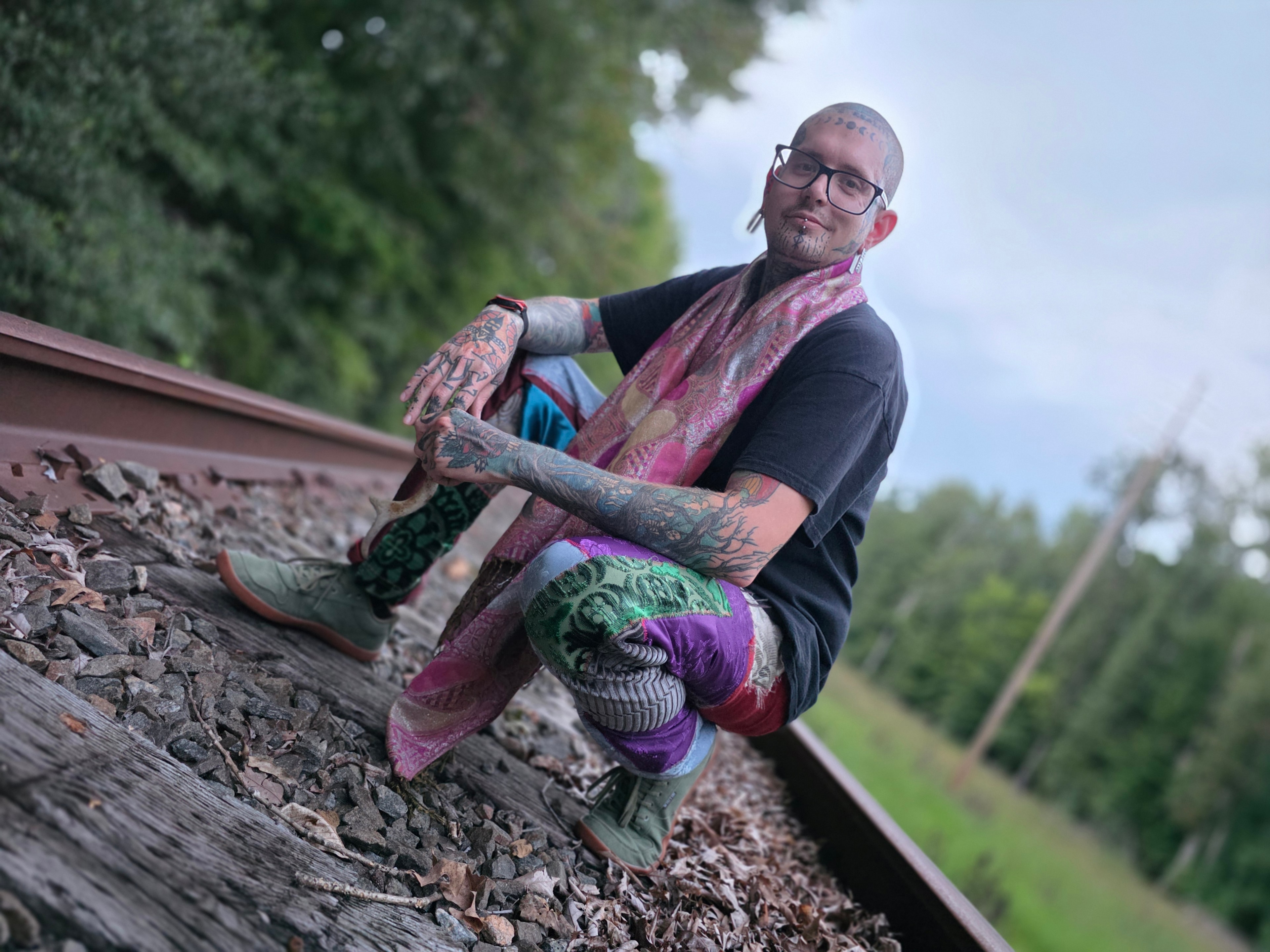 RELLEW — MGRxyal wearable art collection